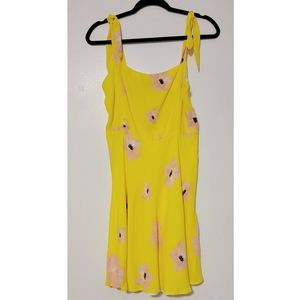 Zara short skater strap dress yellow with pink flowers size Large stretchy top